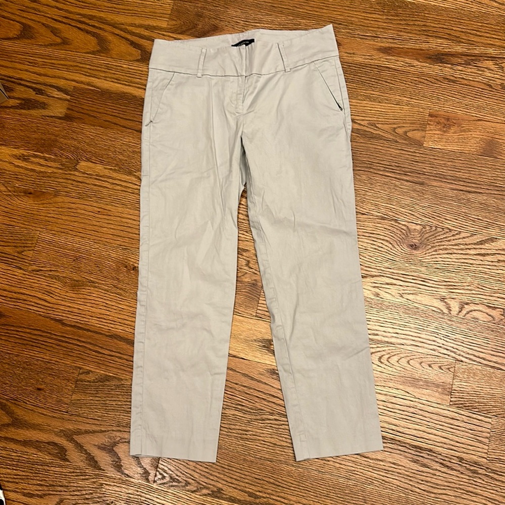 EUC Ann Taylor Grey Pants; Size 4